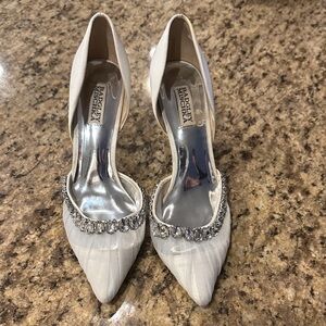 Badgley Mischka Satin Heels 9.5